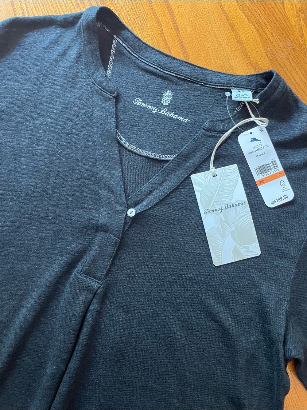 NWT Tommy Bahama Linnea Placket Short Sleeve Black Tee S
